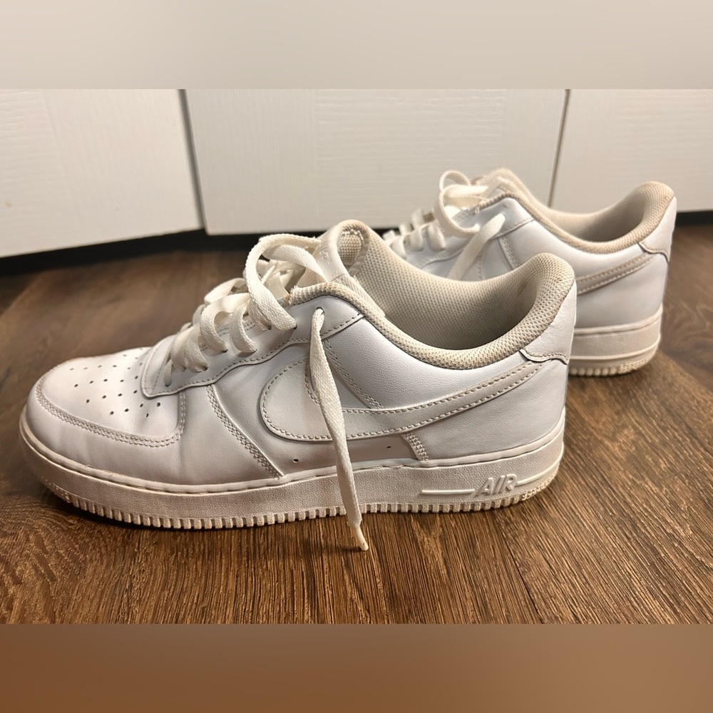 Nike Air Force 1 Sneakers Mens US
10 White Running Low Top Lace Up 315115-111